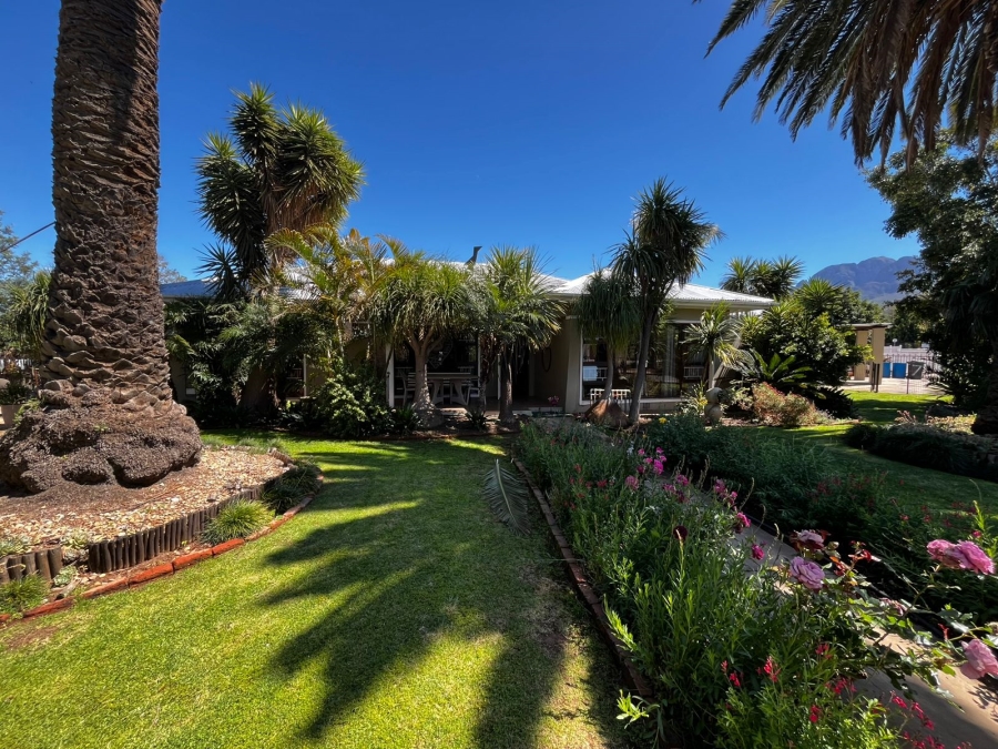 4 Bedroom Property for Sale in Rouxpark Western Cape